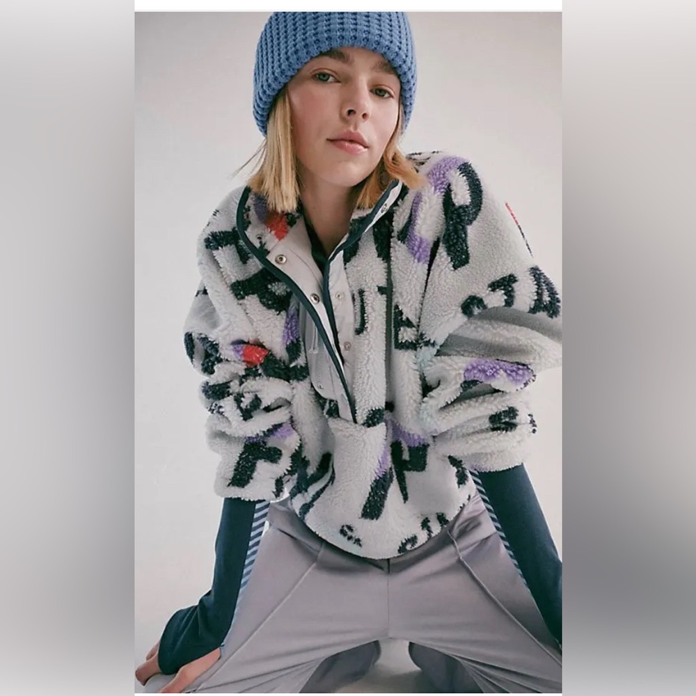 Free People Movement hit the slopes. NWT. Stand out never still - Picture 5 of 5